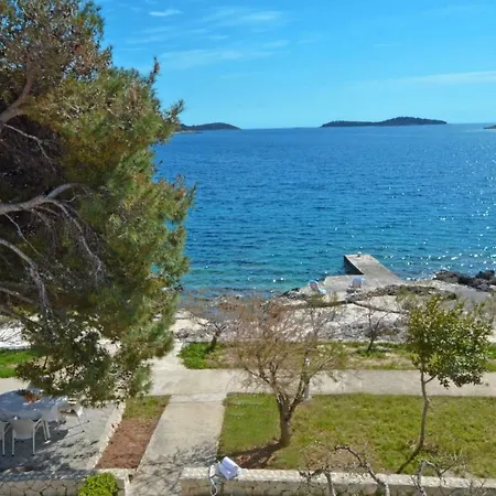 Beach Sandy I Rogoznica (Sibenik-Knin)